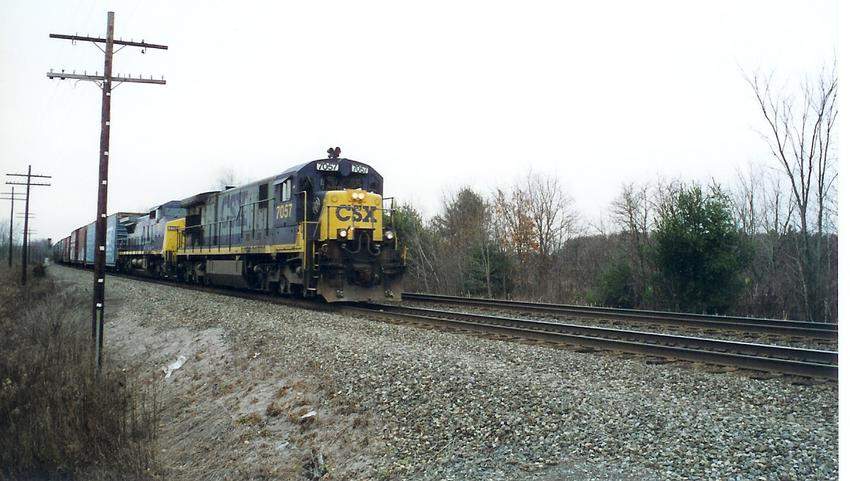 Photo of CSX NY 7057 Eastbound for Selkirk