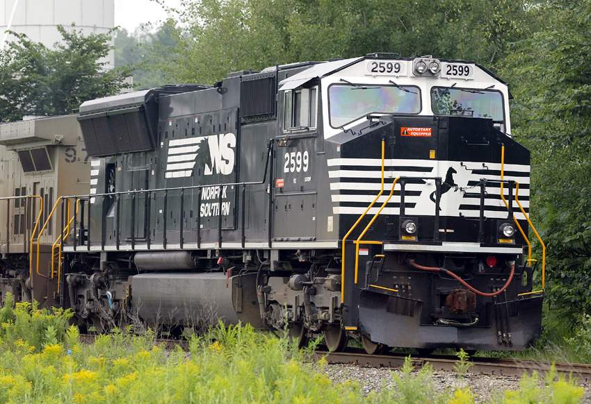 Photo of Norfolk Southern 2599 - New SD-70m