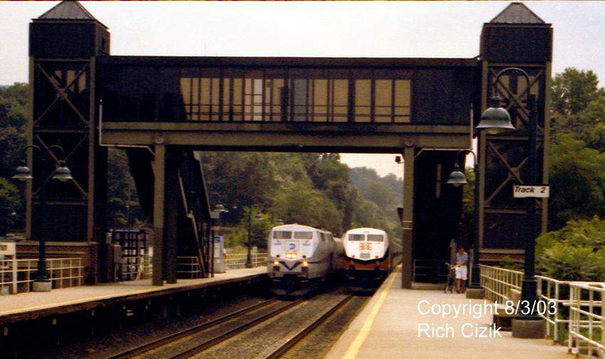 Photo of Metro-North #202 & CDOT #229, Garrison, NY