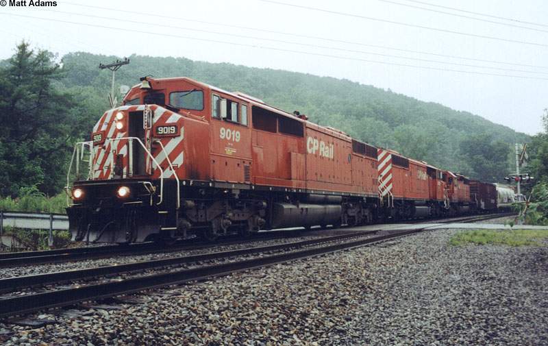 Photo of CP 253-27 at Phelps St Crossing