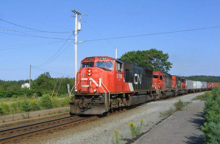 Photo of CN #148, Eastbound through Windsor Junction