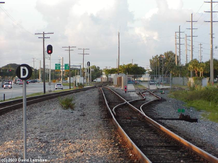Photo of West Palm Beach Station looking south