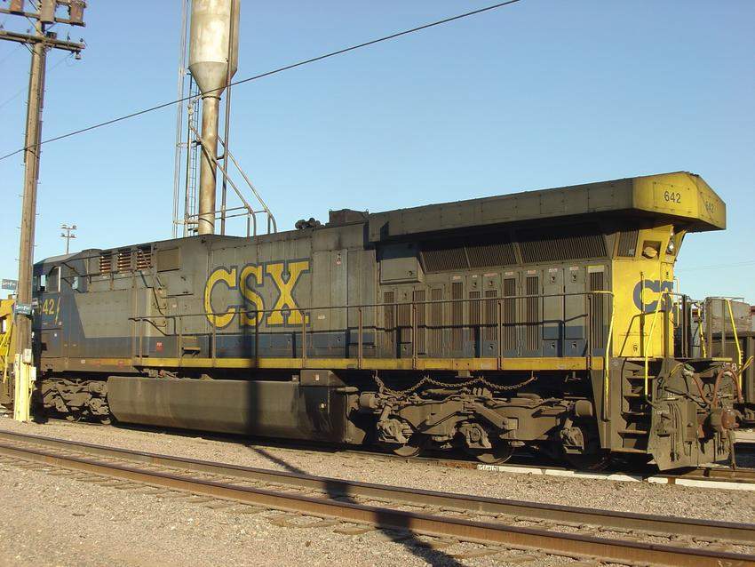 Photo of CSX 642 at BNSF Mormon Yard