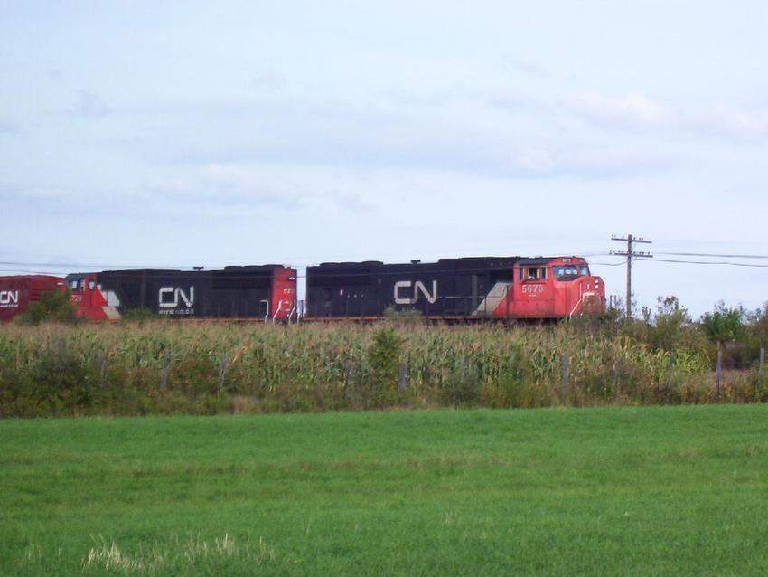 Photo of CN 427 waiting at Hervey, PQ