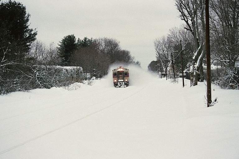 Photo of MBTA Train 412 at Concord (MA) Crossover
