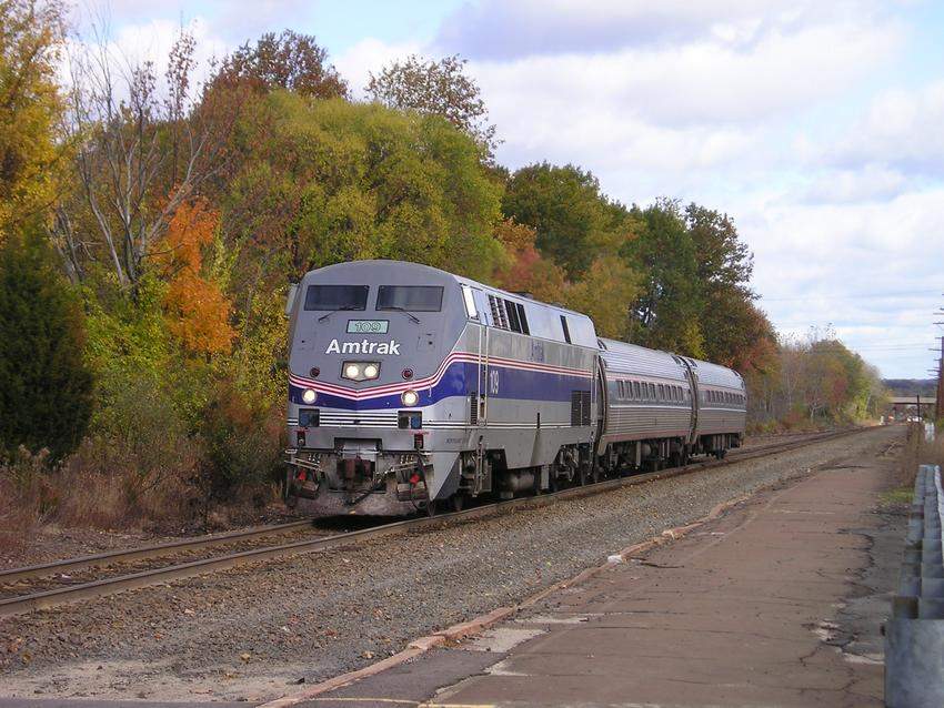 Photo of Amtrak train 493