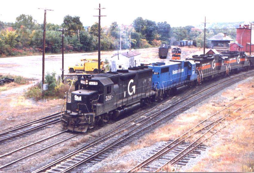Photo of Guilford (ex PC) 328 GP-40