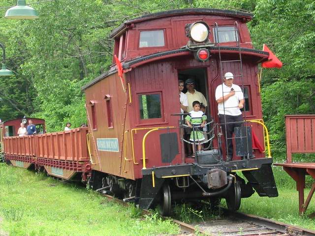 Photo of EX D&H Wooden Caboose on the CMRR