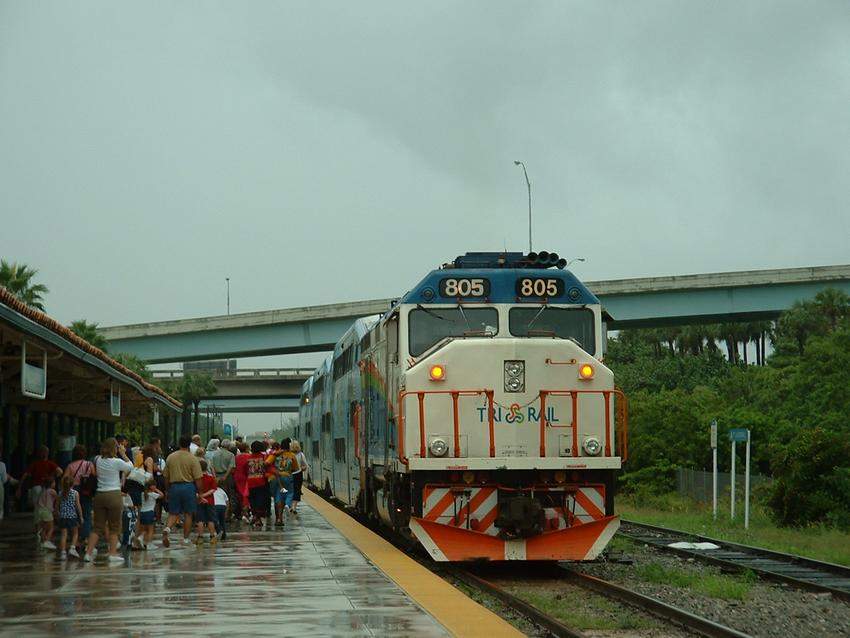 Photo of Tri-Rail F40 at Fort Lauderdale
