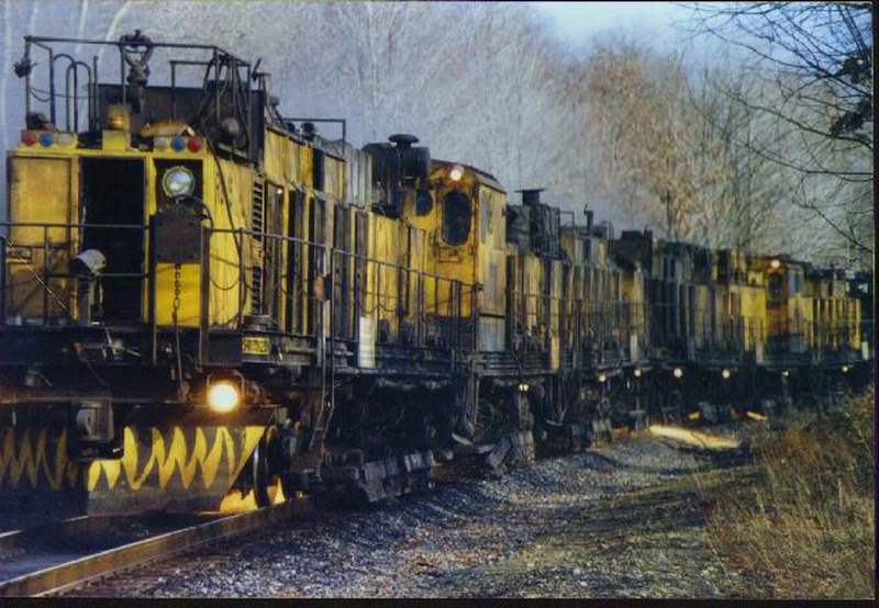 Photo of RG-19  GRINDING THERE WAY TROUGH PA