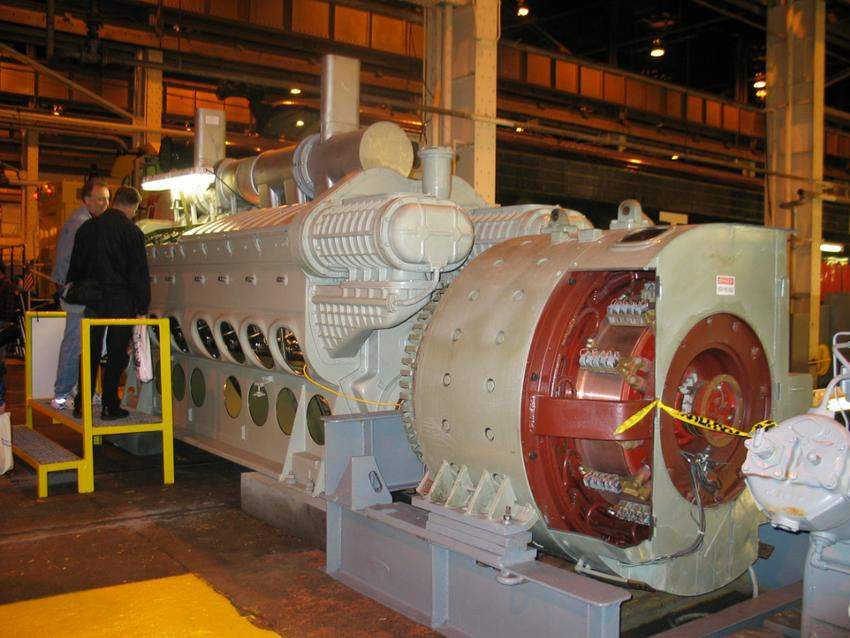 Photo of EMD 16-567 with Generator