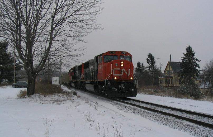Photo of CN #701 arriving at Windsor Junction