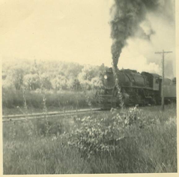 Photo of CV Steam Train approaching State Line MA/CT