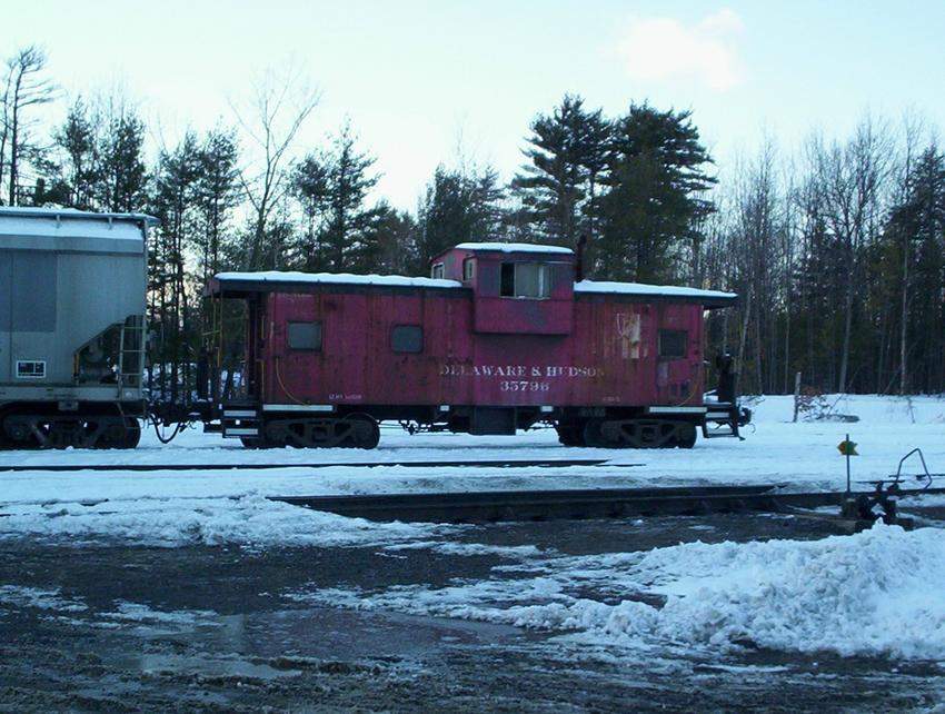 Photo of D&H caboose