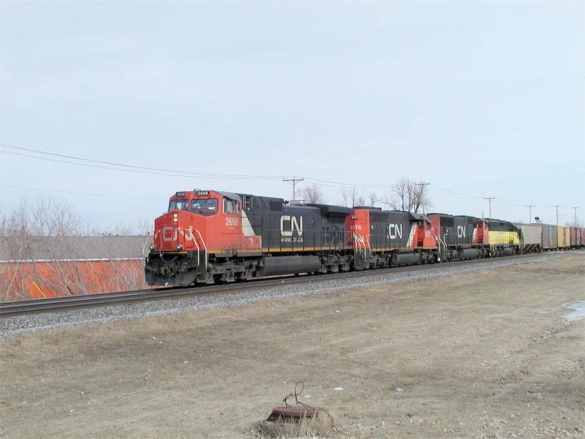 Photo of CN 393 westbound at St Hilaire,Quebec.