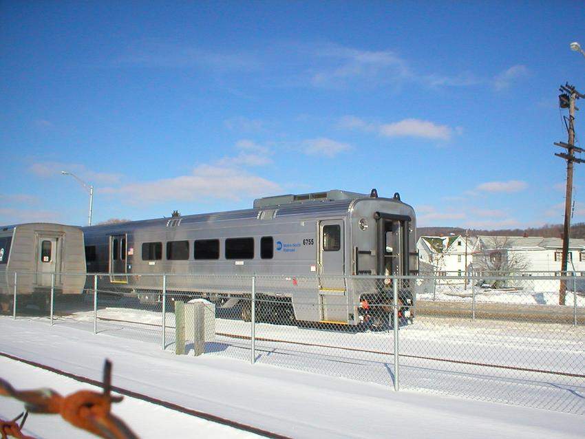 Photo of Brand new Metro-North Comet V #6755 sitting with NJT cars ready for pickup.