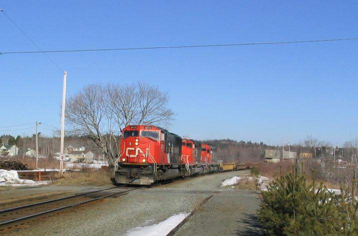 Photo of CN #120 through Windsor Junction