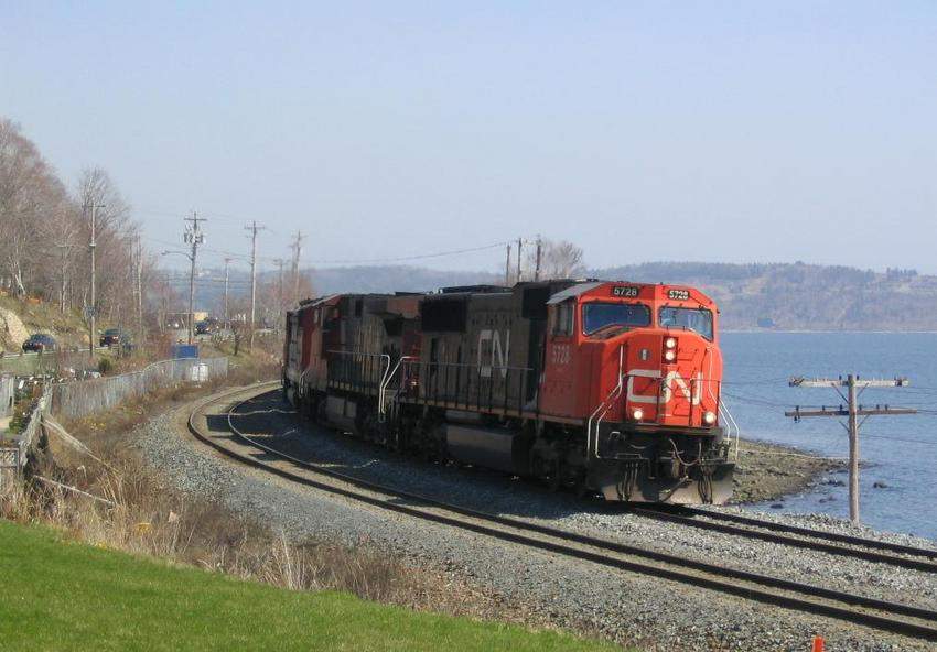 Photo of CN #120 at Bedford