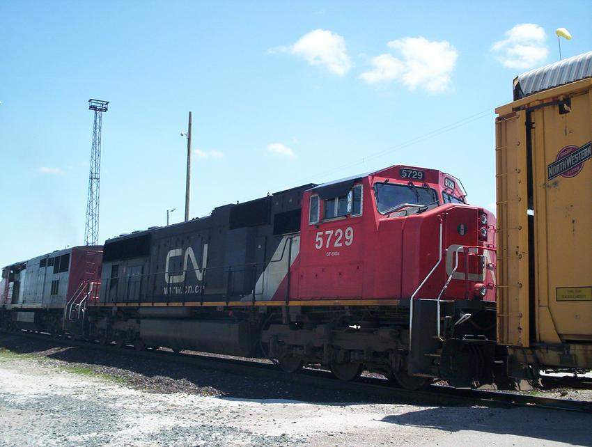 Photo of CN SD75I #5729 in Sarnia Ontario