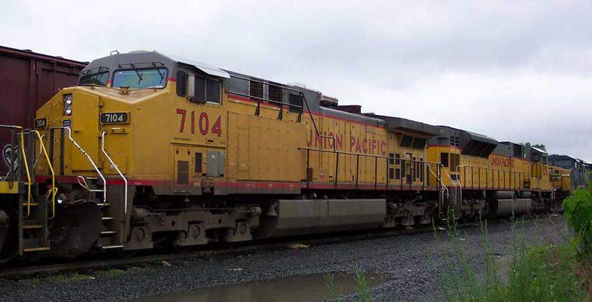 Photo of UP 7104 in Nevins Yard