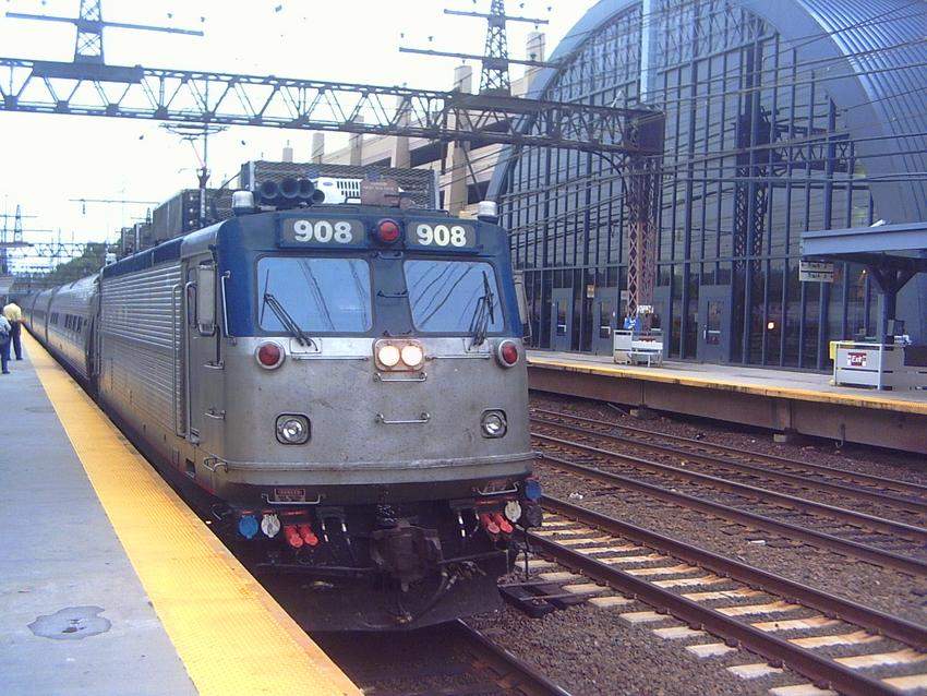 Photo of AMTRAK 56 stopped at CP-241, South Norwalk CT