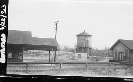 Photo of NYNHHRR-Botsford, Ct. station. 3/22/1933