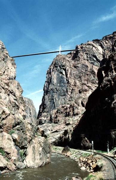 Photo of Approaching the suspension bridge in the Gorge