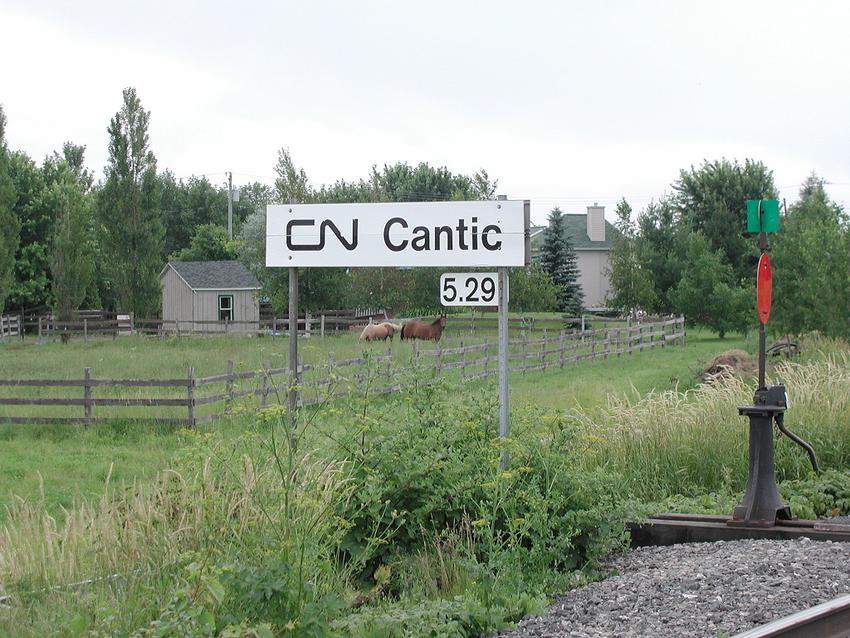 Photo of CN Cantic QC
