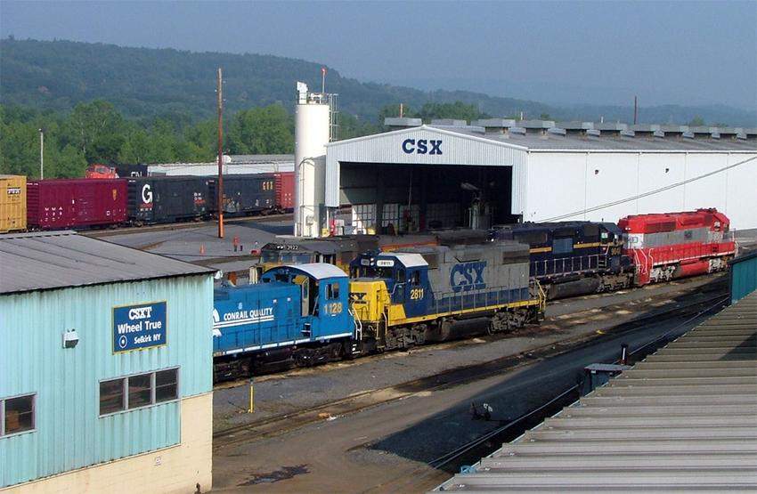 Photo of CSX at Selkirk (8)