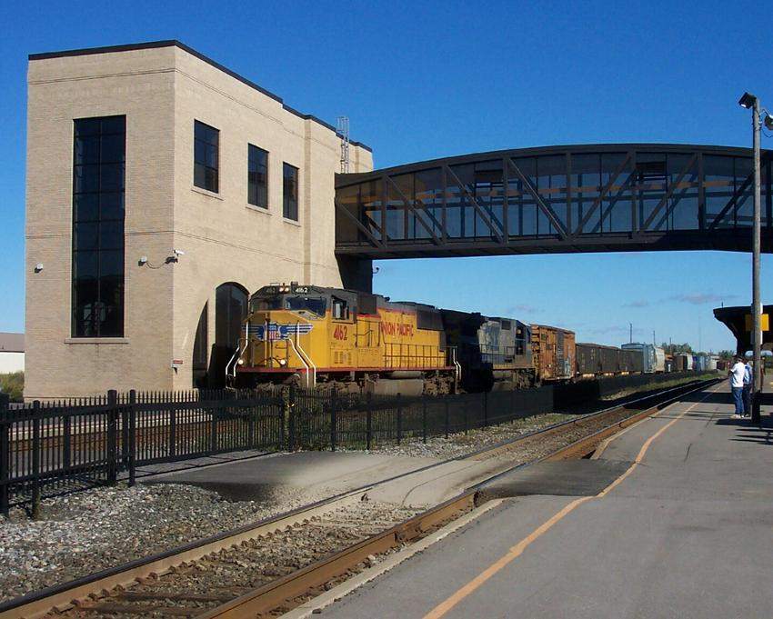 Photo of Union Pacific SD70M in Utica,NY