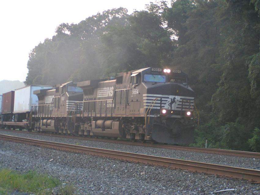 Photo of NS 9664 EAST at Cove PA