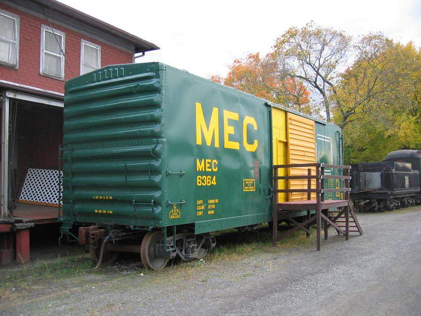 Photo of A nicely painted MEC boxcar on display Essex, CT
