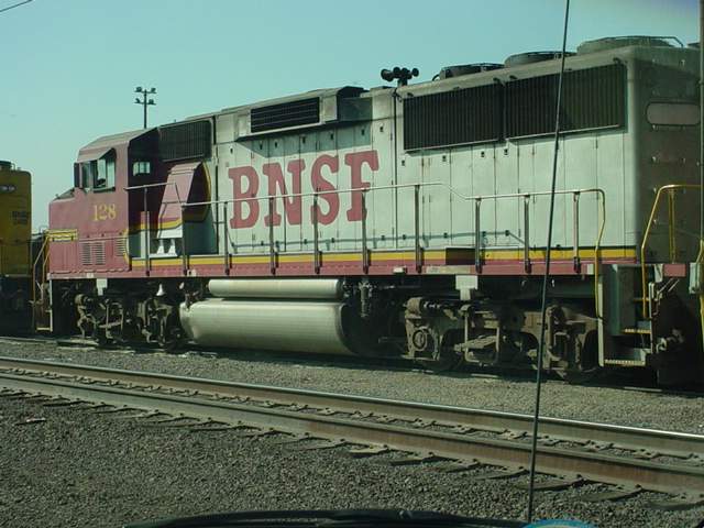 Photo of bnsf 128 at stockton ca