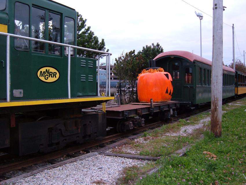 Photo of The Great Pumpkin visits MNGRR