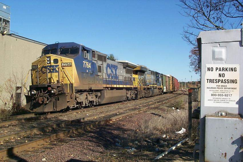 Photo of CSX  7764 at the Willows