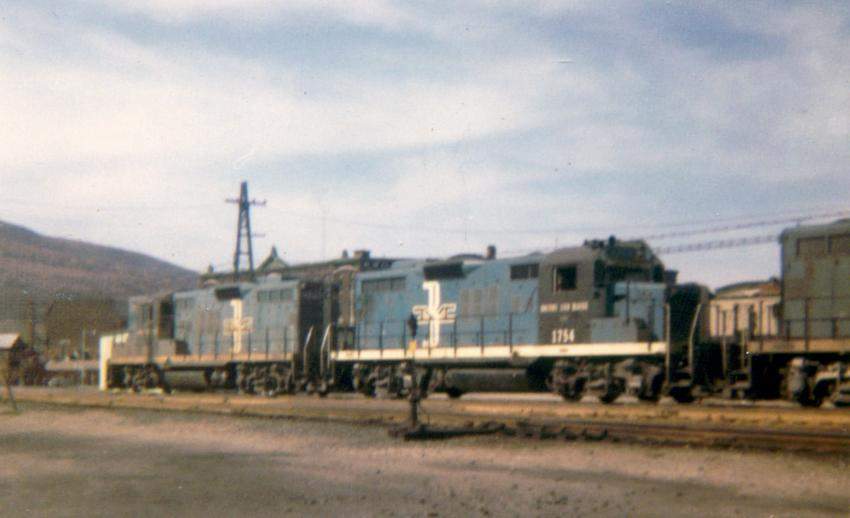 Photo of B&M GP-18 1754 at North Adams 1967