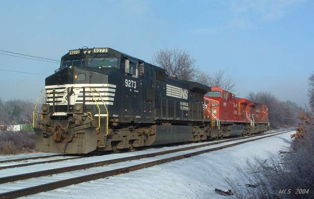 Photo of NS 9273 with CP at Bow, NH.