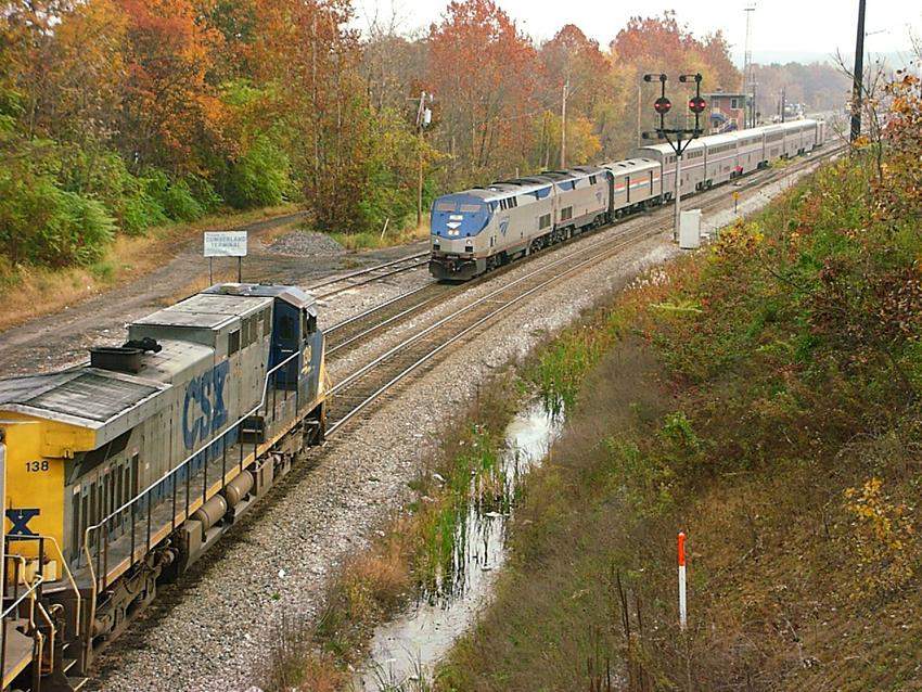 Photo of Amtrak PO30 heads East out of Cumberland