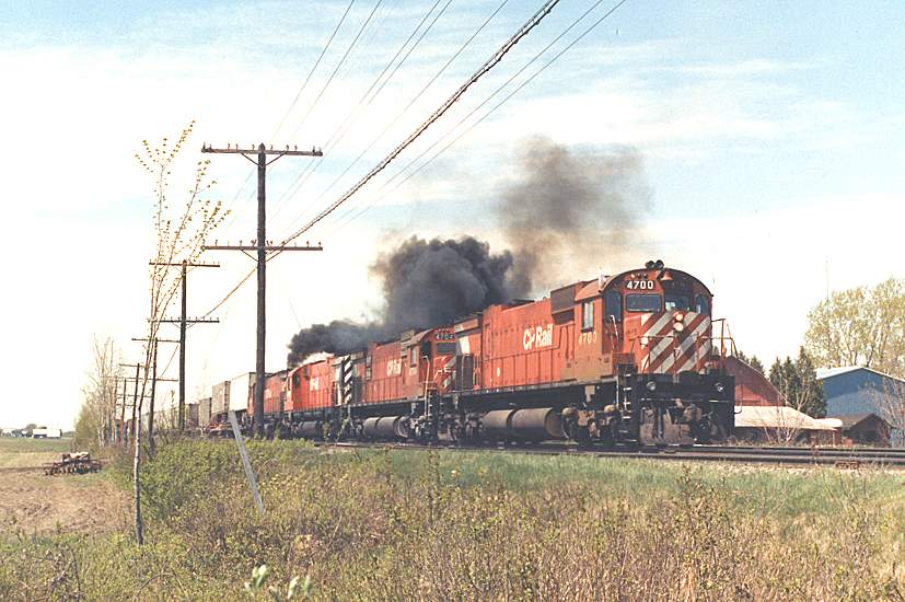 Photo of CP Extra 4700 East Farnham, Quebec Summer 1989