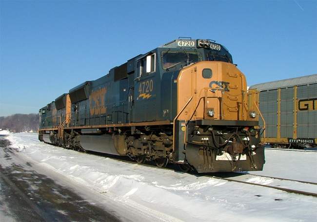 Photo of CSX at West Springfield (2)