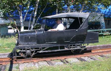 Photo of Vose Inspection Car at MNGRR Sept.12 2004