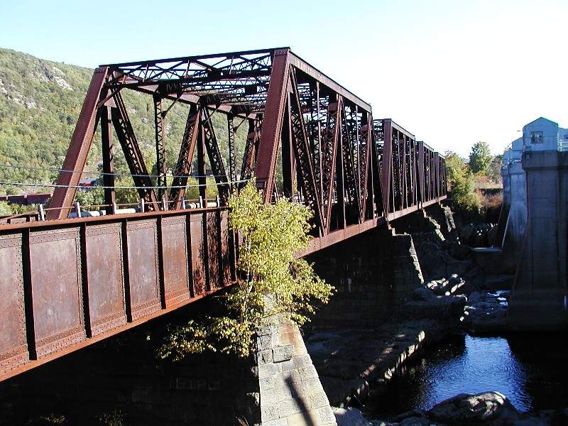 Photo of 	B&M Bridge north across the Conn. River