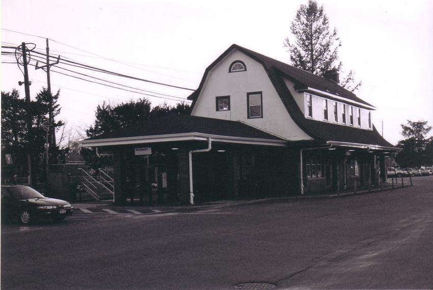 Photo of Northport Station