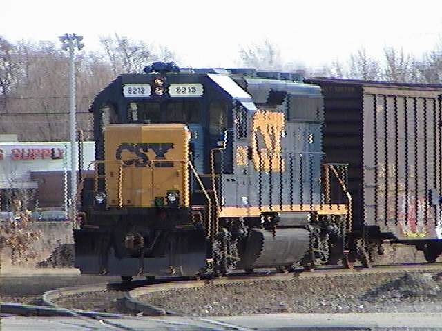 Photo of CSX GP-40-2 in NEW Paint