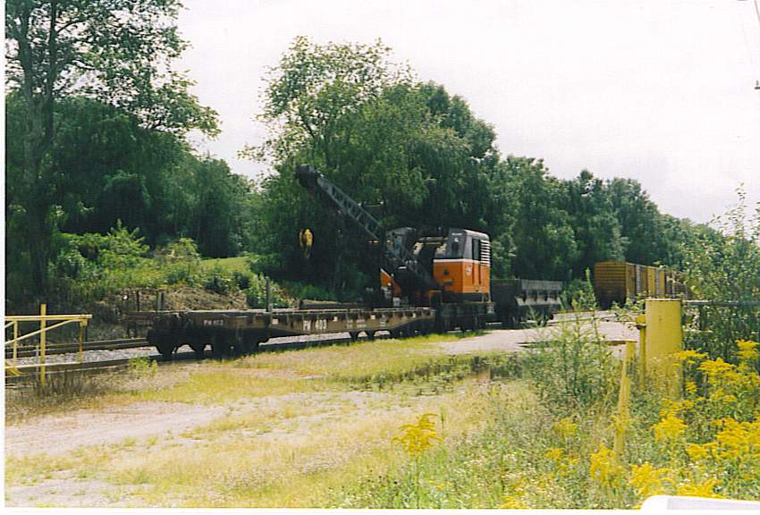 Photo of P&W Crane and Flat Car in Plainfield, CT