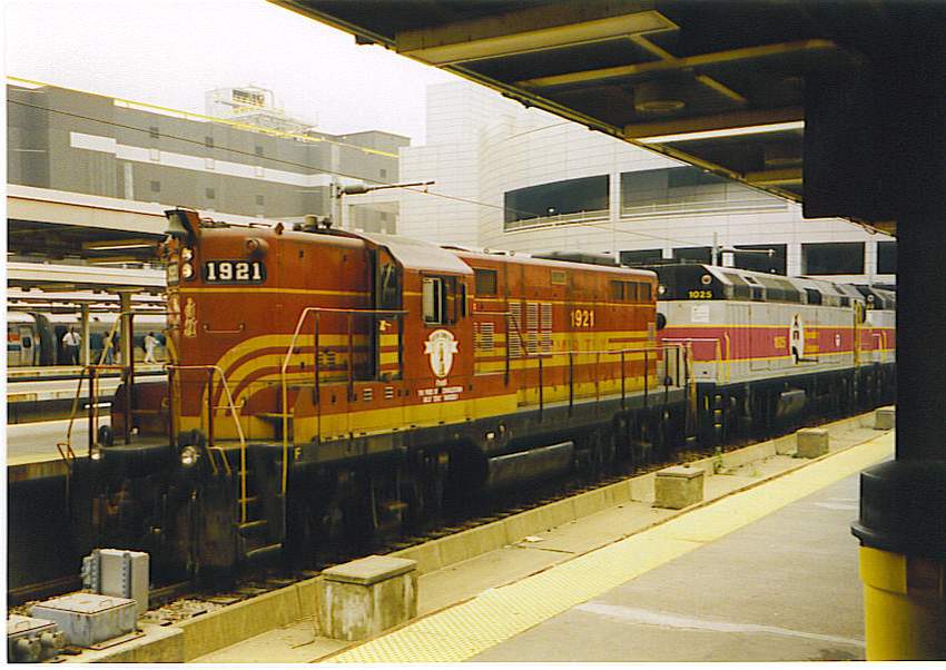 Photo of MBTA 1921 GP9 at South Station, Boston, MA
