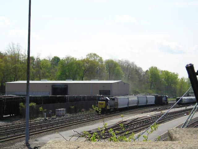 Photo of CSx 6207 and consist
