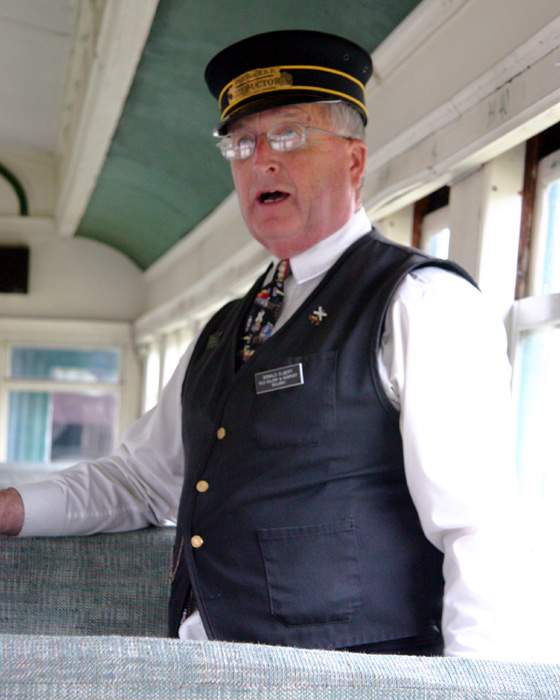 Photo of Conductor Don