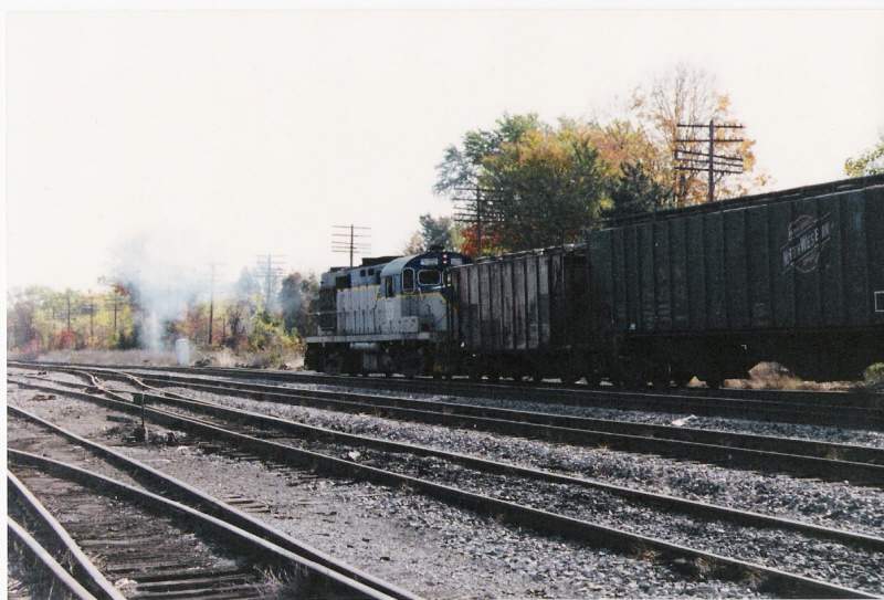 Photo of RS-36 5022 switching in Oneonta, fall 1991