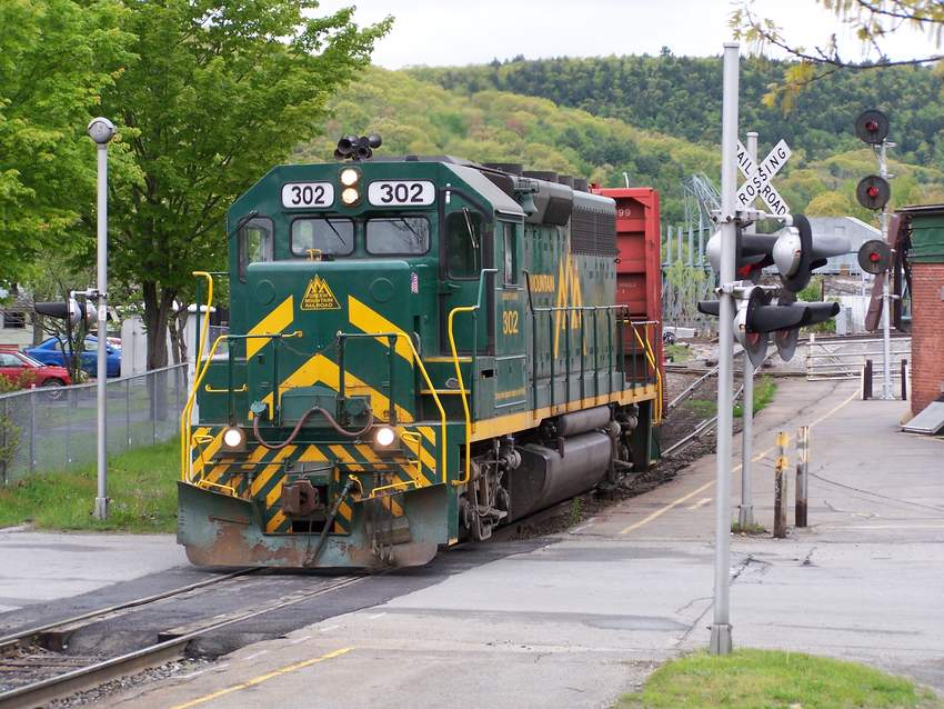 Photo of Bellows Falls Switcher 1 of 4